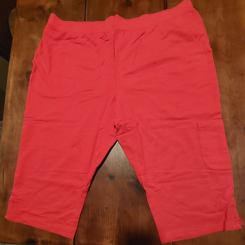 Denim & Co. Regular Active French Terry Cargo Capri Pants, Red, Petite 1x